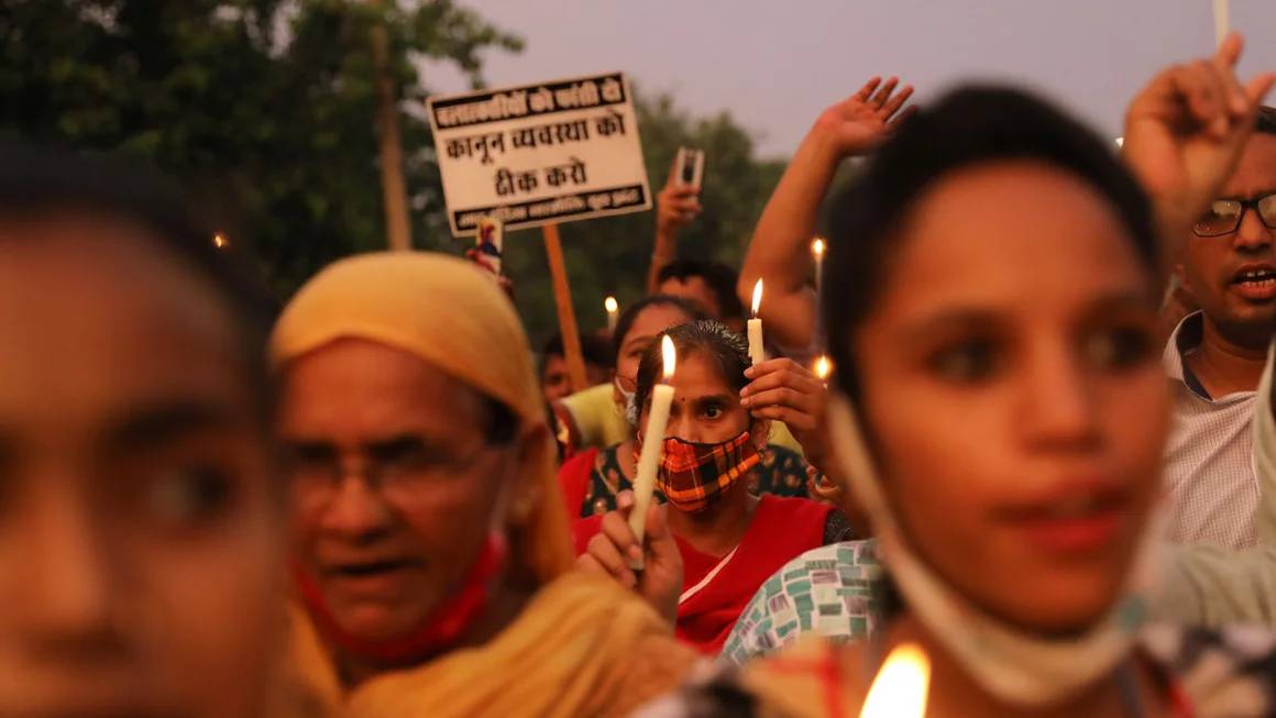Kocasına Tecavüz İddiasıyla Şikayet Eden Kadına Hakim Şoku