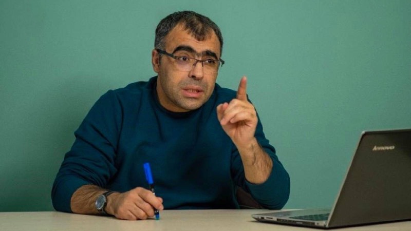 Yargıtay, gazeteci Sinan Aygül'e verilen 'dezenformasyon' cezası kararını bozdu