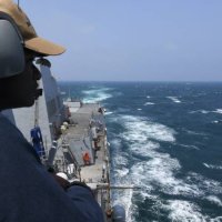 ABD Savaş Gemisi Tayvan Boğazı'ndan Geçti