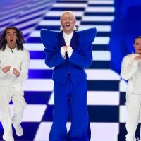 Eurovision: Hollandalı şarkıcı diskalifiye edildi