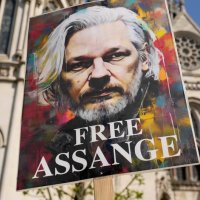 Julian Assange'ın İadesine Yeni İtiraz Hakkı - Blog Yazısı