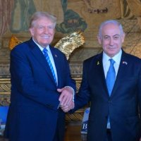 Netanyahu'yu evinde ağırlayan Trump, Biden'a yüklendi: İsrail için hiçbir şey yapmadı