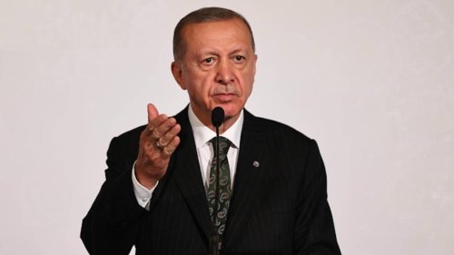 Ertuğrul Özkök: Erdoğan’a 'hesap lütfen' diyecek bir garson var mı?