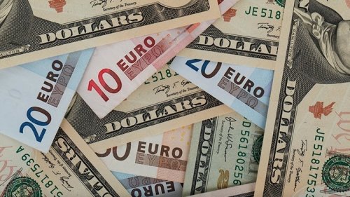 Euro ve Dolarda Son Durum