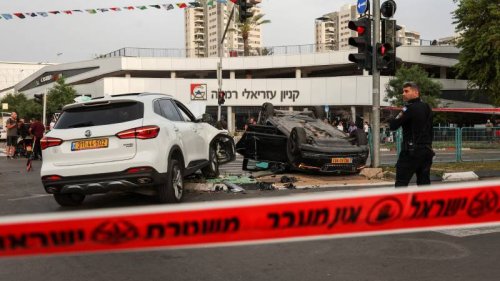 İsrail Ulusal Güvenlik Bakanı Ben-Gvir'ın Makam Aracının Kaza Geçirmesi