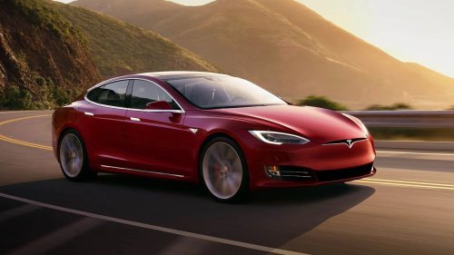 Tesla Otomobil Güncellemeleri: Yeni Özellikler Neler?